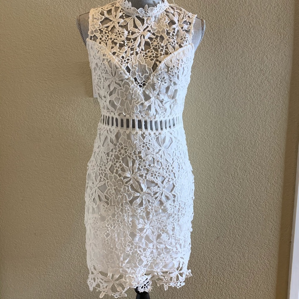 Women’s white lace dress